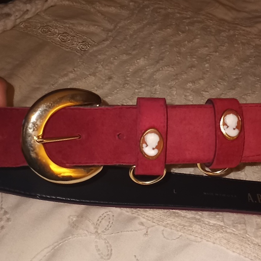 A. Brod Vintage RARE USA Leather Seude Belt w/Cameo Made in the USA